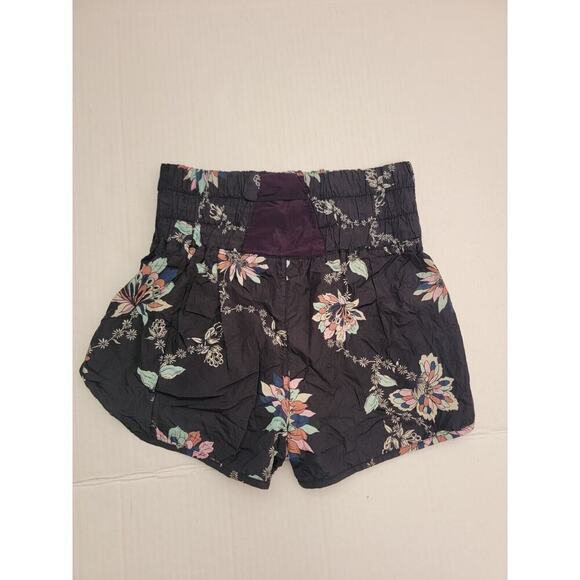 FREE PEOPLE Movement Boxing Shorts Medium The Way Home Onyx Floral Print - Picture 7 of 8